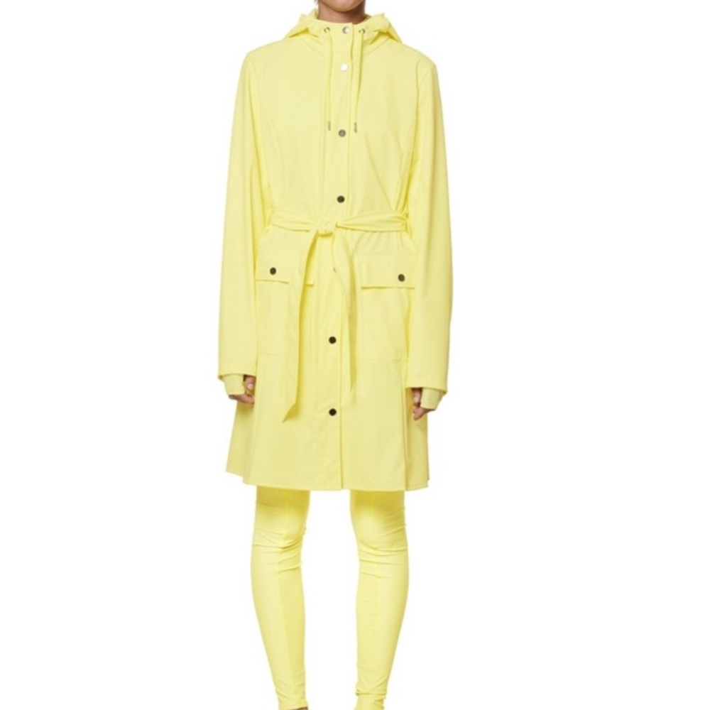 NWT RAINS Curve Woman’s Jacket color straw light yellow size M